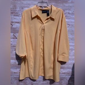 Maggie Barnes blouse with long sleeves. Yellow, size 3X (26-28).